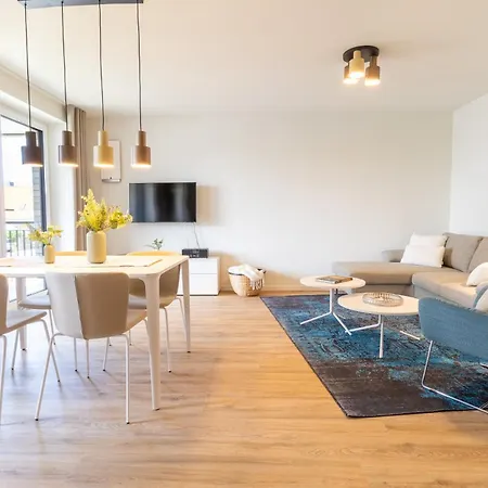 Slowdown In - Familenfreundliche Und Moderne Mit Loggia Und 2 Schlafzimmern Kellenhusen